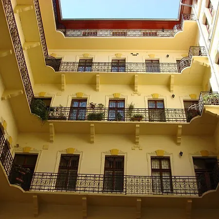 Apartment Jokai *