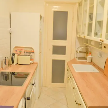 Apartament Jokai